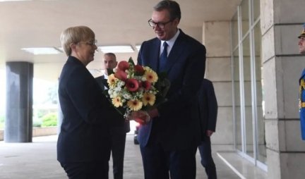 RAZGOVARALI SMO O SVIM TEMAMA OD INTERESA ZA SRBIJU I SLOVENIJU: Predsednik Vučić se sastao sa Natašom Pirc Musar (FOTO)