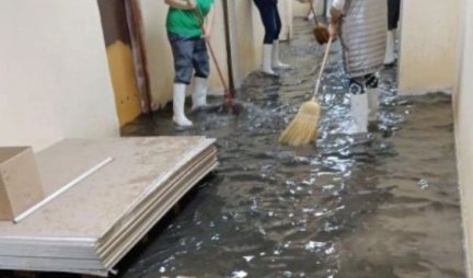 DANAS SE RADI PO VANREDNOM REŽIMU! Oglasili se iz Kliničkog centra u Kragujevcu nakon objavljivanja fotografija potopa (FOTO)