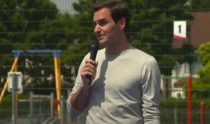 RODŽERE, NISI SE BAŠ PRETRGAO! Pojavio se snimak Federerove čestitke Novaku: VIŠE PRIČAO O SEBI! (VIDEO)