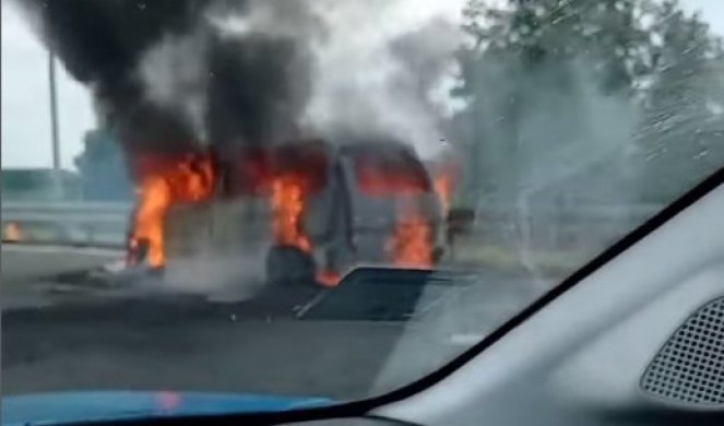 AUTOMOBILI DANAS GORE KAO ŠIBICE! Planuo još jedan, ovog puta na Novom Beogradu! Rastužićete se kada vidite koji četvorotočkaš ide na otpad.. (VIDEO)