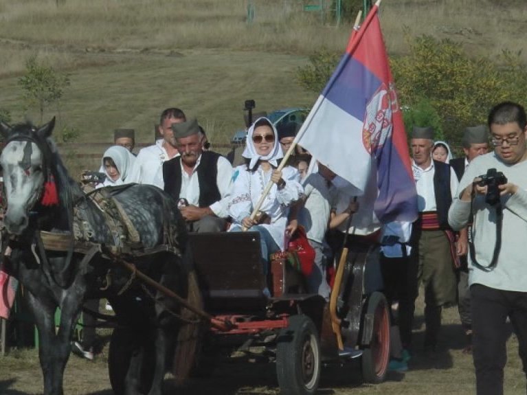 Stižu neveste iz Kine da se udaju za srpske mladiće!