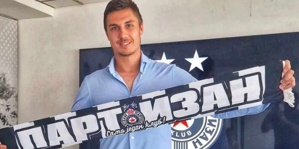 Promocija u Humskoj! Nikolić se i zvanično vratuio u Partizan: Kad crno-beli zovu, onda... (FOTO)