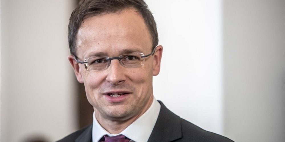 Sijarto patosirao Evropsku uniju! Nakon ovih reči kreće "borba titana"?