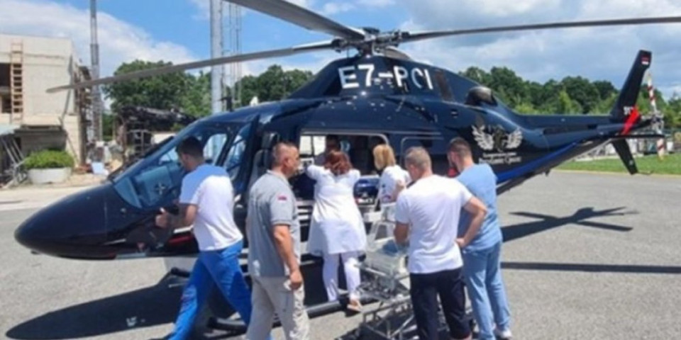 Hitan let zbog bebe s opkotinama! Dete helikopterom prevezeno iz Splita u Istočno Sarajevo