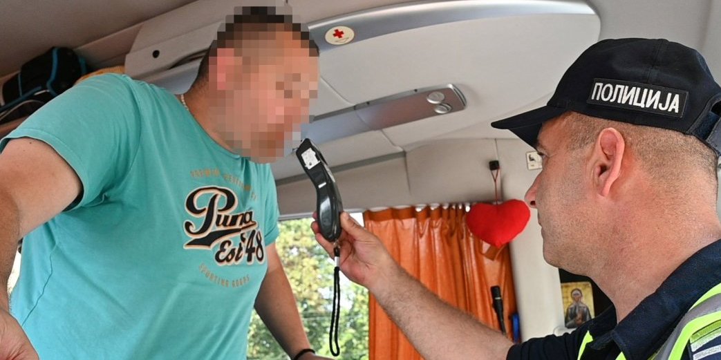 (VIDEO) Policija najavila pojačanu kontrolu autobusa: Na meti vozila koja prevoze turiste