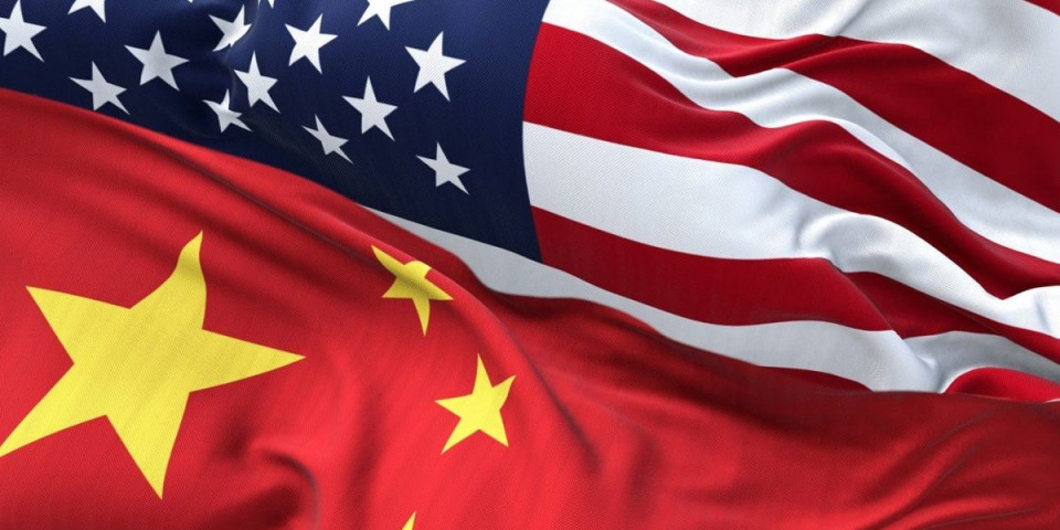"Mešavina otrova!" Kinezi predviđaju samouništenje SAD: Rascepaće ih iznutra, čekajte sledeću godinu!