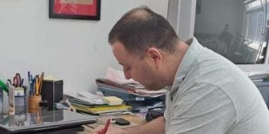 Čučković potpisao peticiju kojom se osuđuju sankcije Vulinu (FOTO)