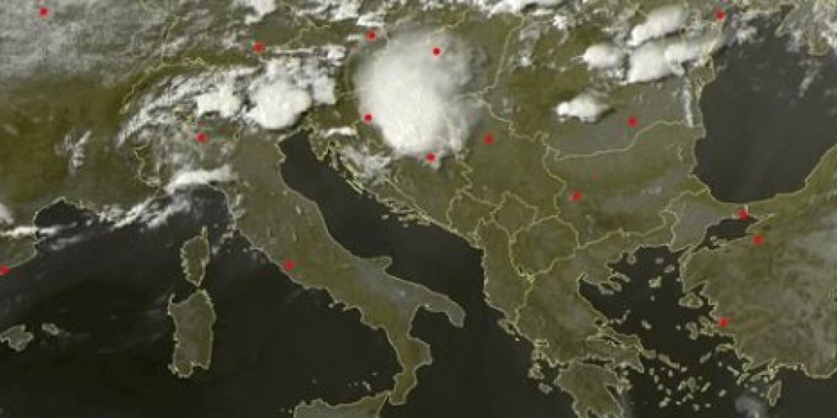 Izdaje se najviši stepen upozorenja na nevreme! RHMZ se hitno oglasio, pogledajte kako se smrtonosna oluja približava Srbiji
