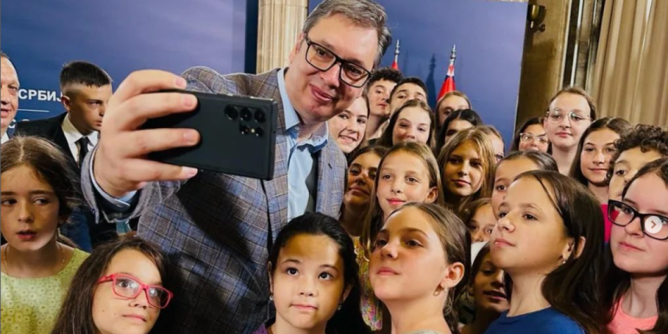 Predsednik Vučić ugostio decu iz regiona - Ovo je i vaša kuća i ovde u Srbiji niste samo gosti, već svoji na svome!