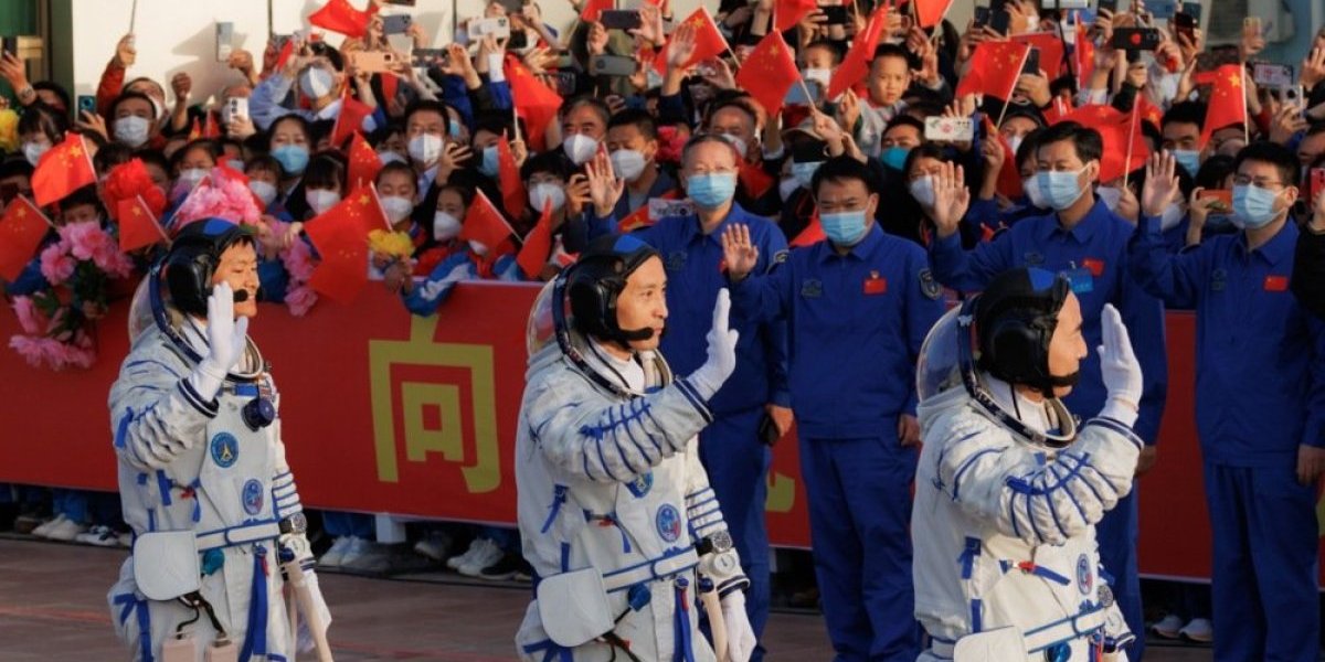 Kina pravi najmoderniju letelicu za misije u svemir: Poznato kad kreću prvi letovi, planiraju i povratak na Mesec!