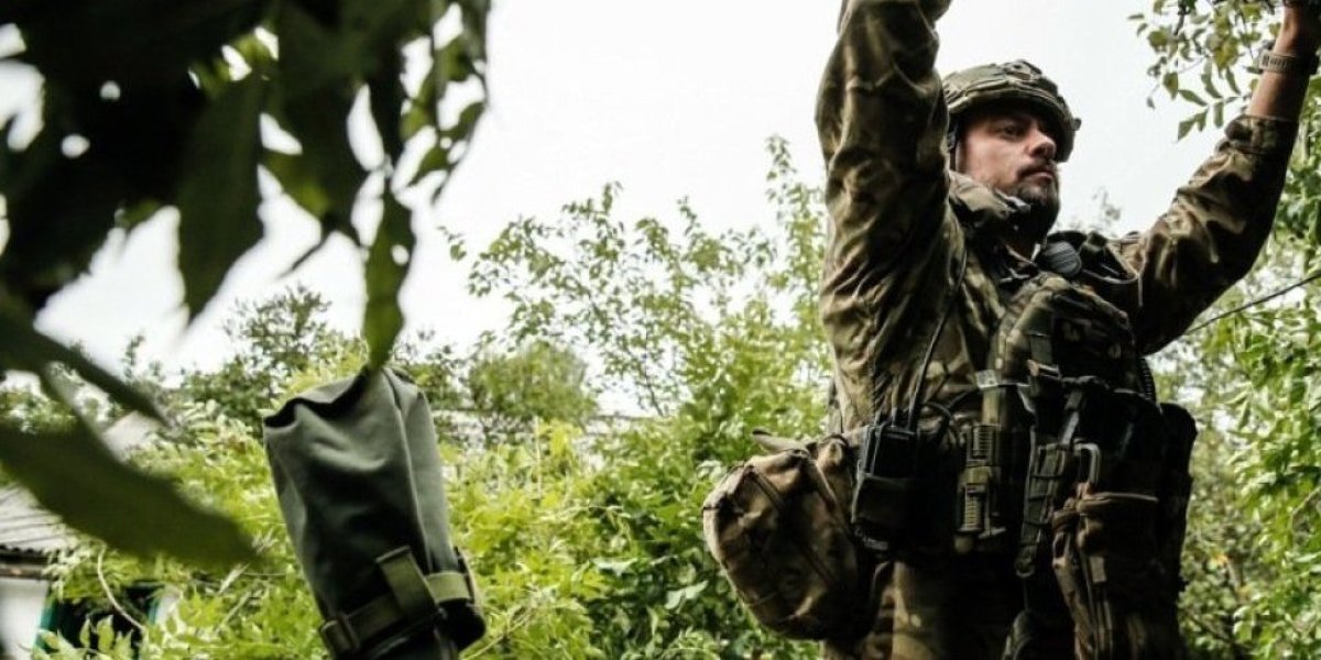 Panika na frontu! Ukrajinci bacaju oružje i beže glavom bez obzira, potez Zelenskog izazvao haos među vojskom!