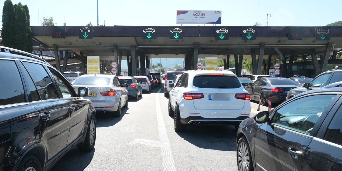 Na Horgošu se čeka i do sat vremena: Evo kakvo je stanje na ostalim graničnim prelazima