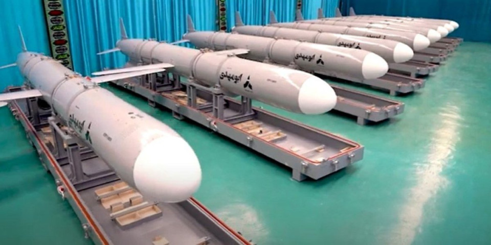 (VIDEO) Iran ima raketu sa veštačkom inteligencijom, Amerika se plaši da je Teheran razvio i hipersonično oružje!