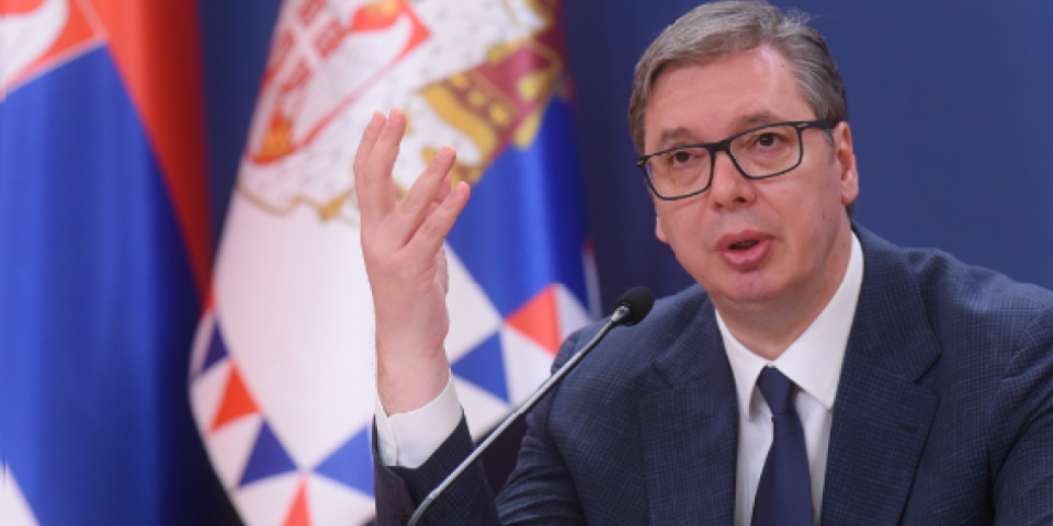 Vučić: Prijave za jednokratnu pomoć od 10.000 dinara idu odlično