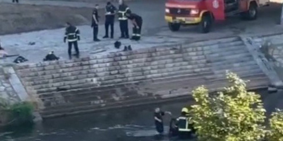 Žena skočila u reku Nišavu! Vatrogasci i policija iz Niša tragaju za njom!