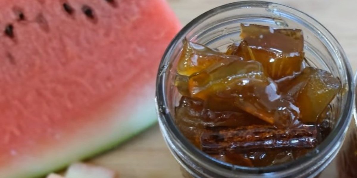 Slatko od lubenice! Nikada više nećete bacati koru - ukus će vas oduševiti (VIDEO)