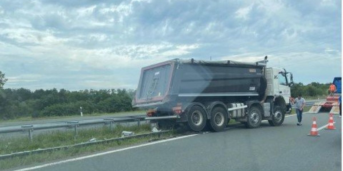 Kamiondžija preminuo od srčanog udara? Oglasilo se tužilaštvo o nesreći u Zemunu