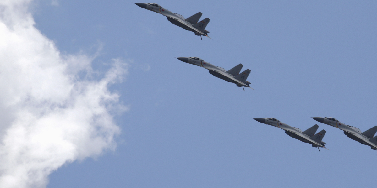 Kineske letelice uočene iznad članice NATO! Na pomolu incident?! Borbeni avioni napravili pometnju na nebu