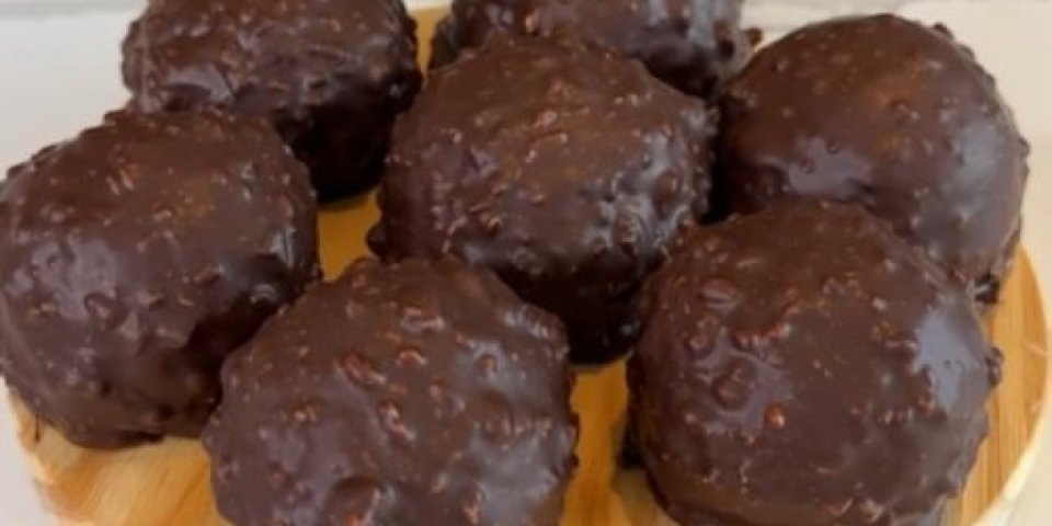 Slatko savršenstvo! Čokoladne bombice od samo 4 sastojka (VIDEO)