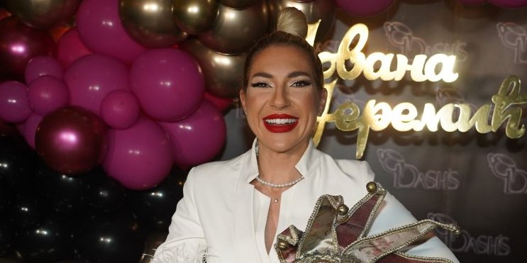 (FOTO) Intimu prekrila biserima: Jeremićka šokirala novim stajlingom u jutarnjem programu