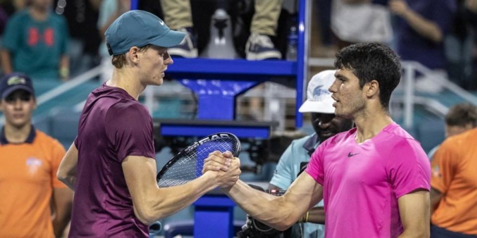 Ljudi, Arapi dele šakom i kapom - Spremili džak para za najbolje tenisere