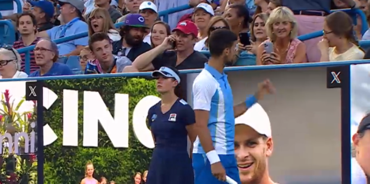 Gospođa nije mogla da veruje! Novak odlučio da joj ispuni želju (VIDEO)