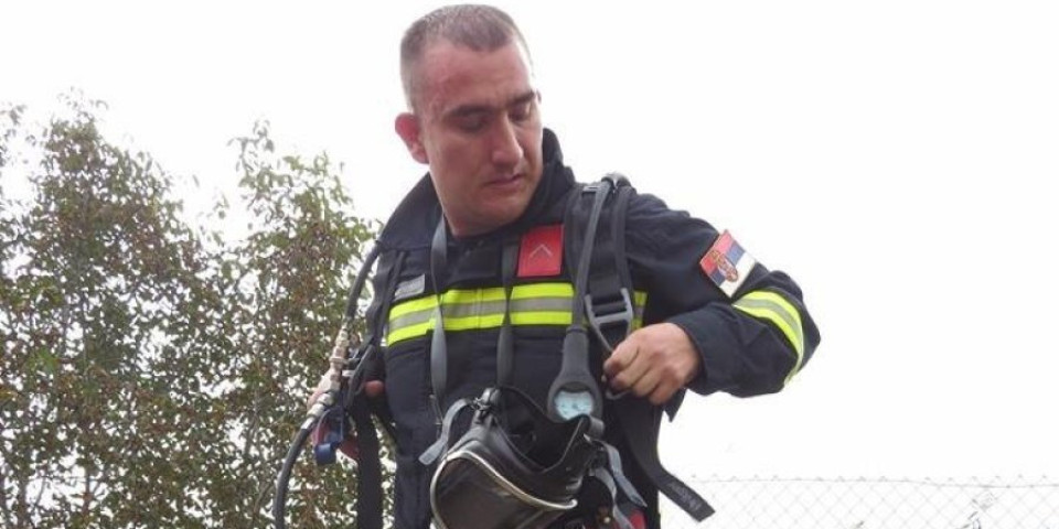 Heroj spasilac ispraćen u suzama: Na stotine ljudi odalo počast nastradalom vatrogascu