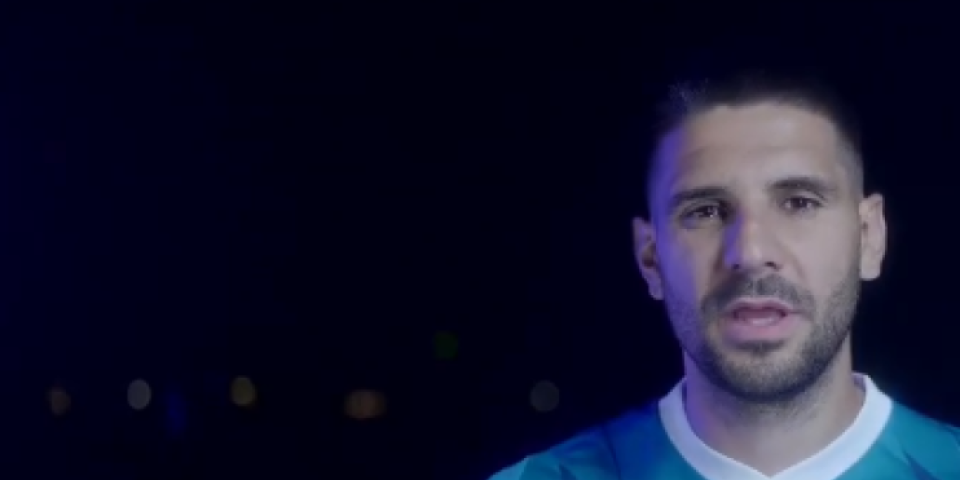 Genijalno! Mitrović predstavljen u Al Hilalu na spektakularan način (VIDEO)