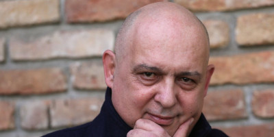 Ivan Radovanović u najnovijoj kolumni za Euronews opisuje trenutni položaj vlasti u Srbiji.