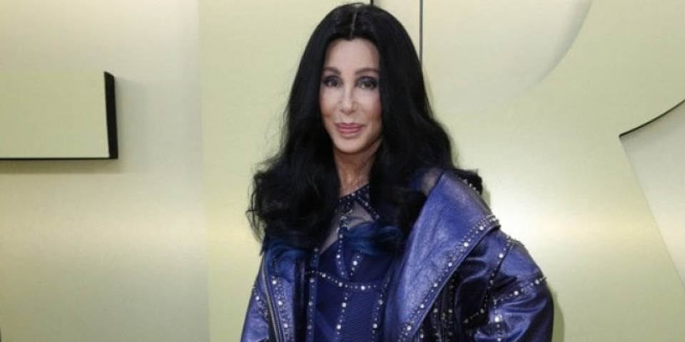 Predozirao se sin legendarne pevačice: Hitno prevezen u bolnicu