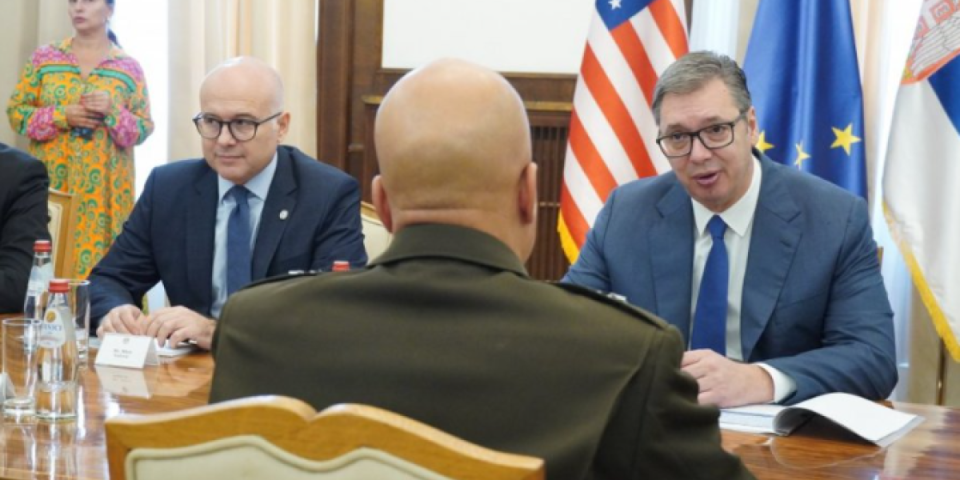 Vučić se sastao sa delegacijom Nacionalne garde Ohaja - Susret na Andrićevom vencu