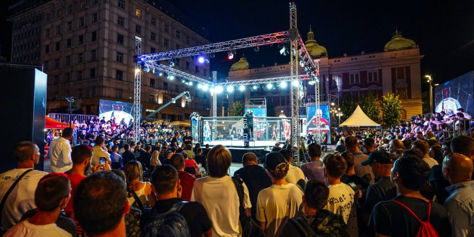 Beogradski pobednik: Međunarodni MMA turnir na Trgu republike! (FOTO)