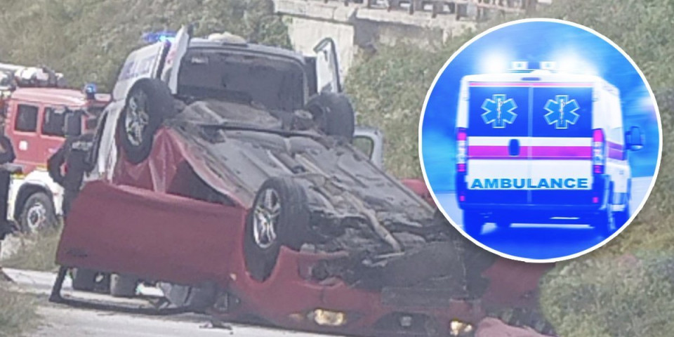 Preticao kamion, pa izgubio kontrolu nad vozilom! Teška saobraćajna nesreća na Zlatiboru! (FOTO)