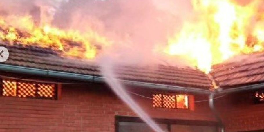 Vatrogasci u Smederevu evakuisali dete iz požara! Spasili veći deo kuće