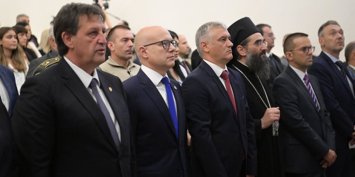 (FOTO) Ministar Vučević prisustvovao obeležavanju Dana opštine Dimitrovgrad