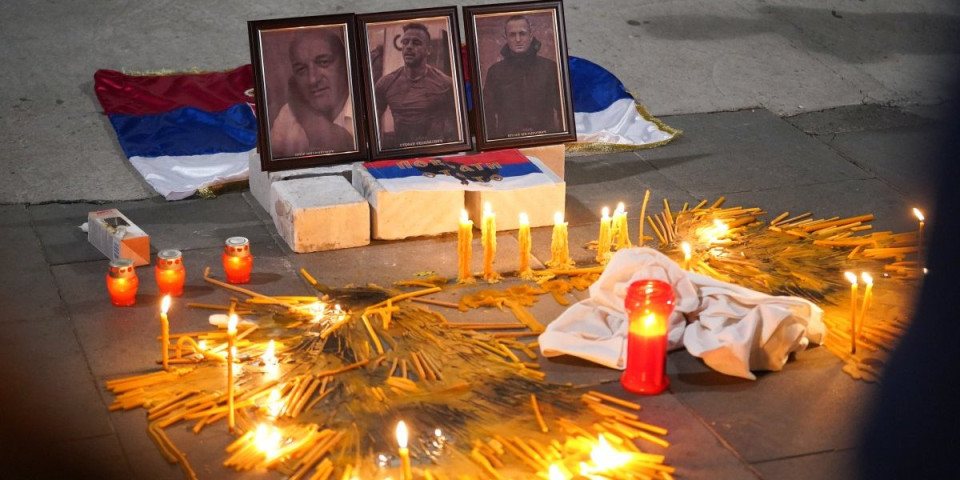 U Srbiji dan žalosti! Zastave spuštene na pola koplja zbog tragičnih događaja na Kosovu i Metohiji!