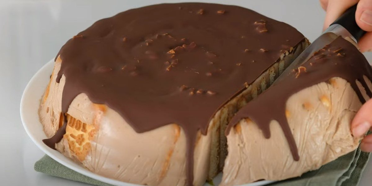 Čokoladni kolač sa keksom! Neodoljiva poslastica koja svima uspeva iz prve (VIDEO)