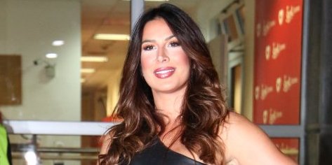 Voditeljka smršala 20 kilograma, pa se skinula u bikini! Od oblina muškarcima padaju vilice (FOTO)