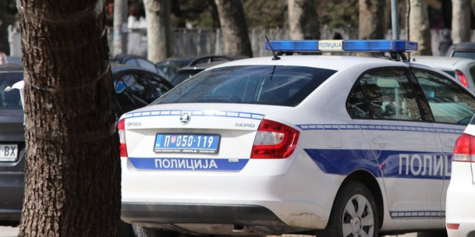 Nova dojava o bombi u beogradskoj školi! Deca hitno evakuisana!
