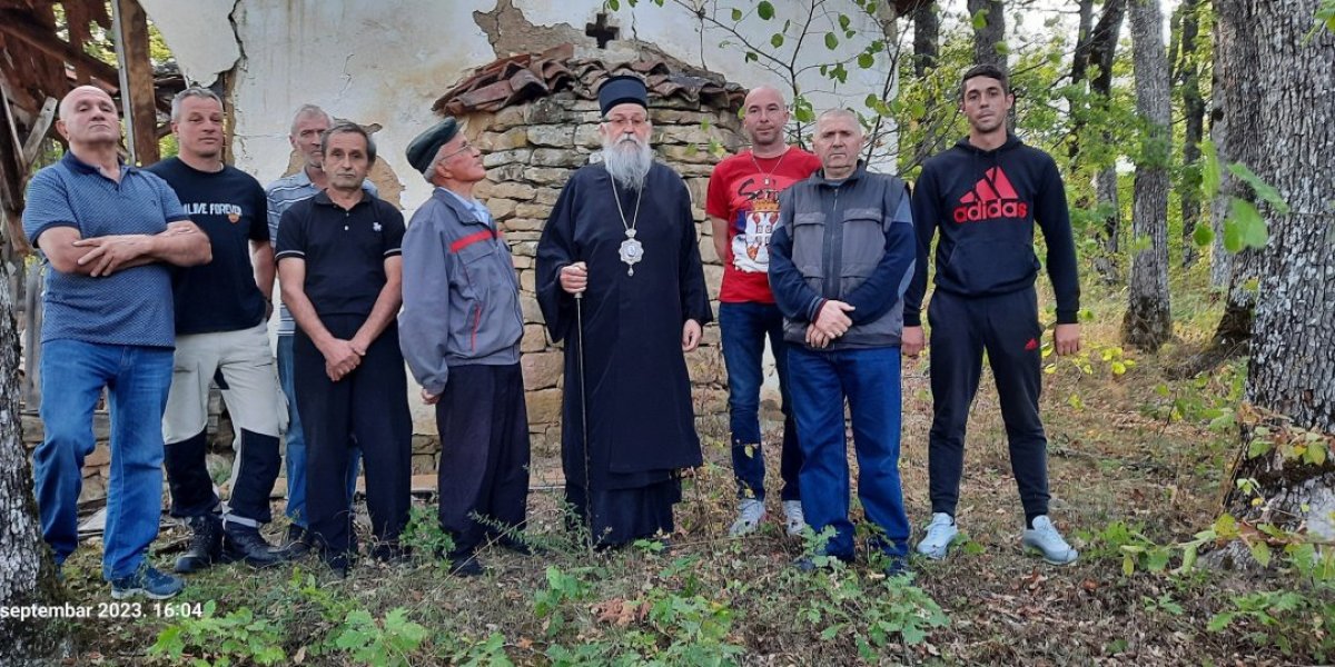 Da se seosko ognjište ne ugasi! U Poljanici obnavljaju urušenu crkvu iz 18. veka (FOTO)