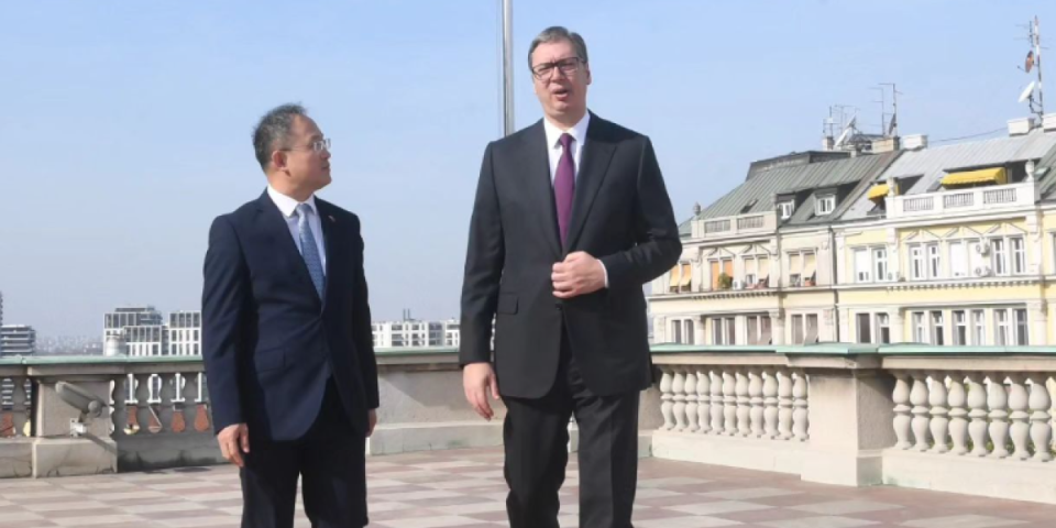 Vučić sa ambasadorom Kine: Odličan sastanak, izrazio sam nadu da će saradnja Srbije i Kine biti još jača