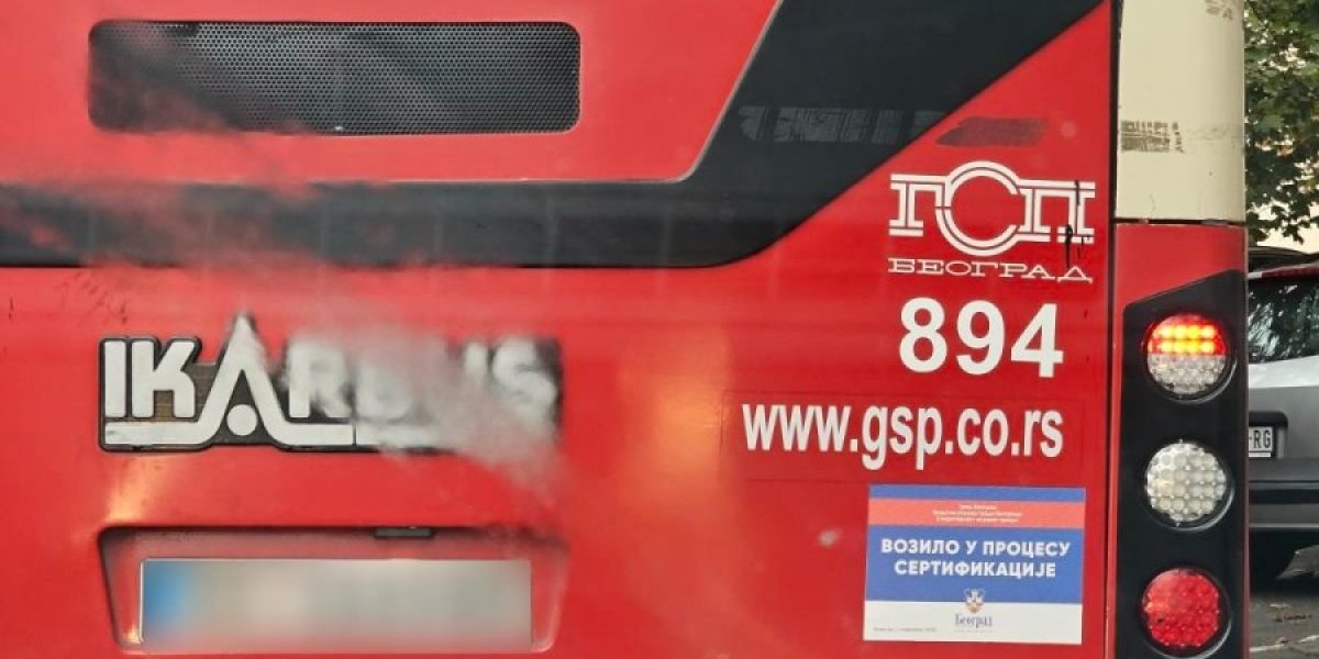 "Muškarac uredno odeven, čudno seo pored mene, a onda sam osetila nešto jezivo": Devojka se zgrozila u autobusu, odmah se razdrala!