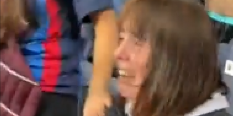 Ne može emotivnije! Ovako je reagovala majka Barseloninog vunderkinda nakon pogotka (VIDEO)