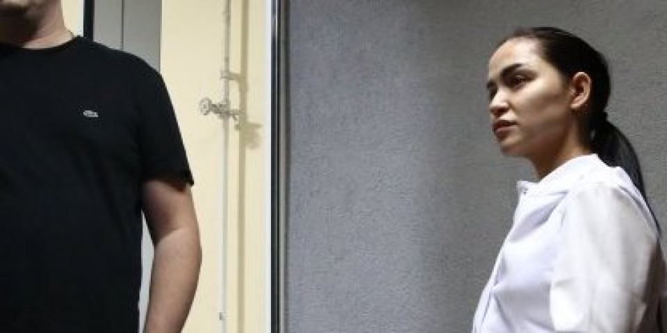 Aleksandra Mladenović se oglasila nakon hapšenja bivšeg: Pevačica ne može da dođe sebi zbog incidenta koji je trajao cele noći