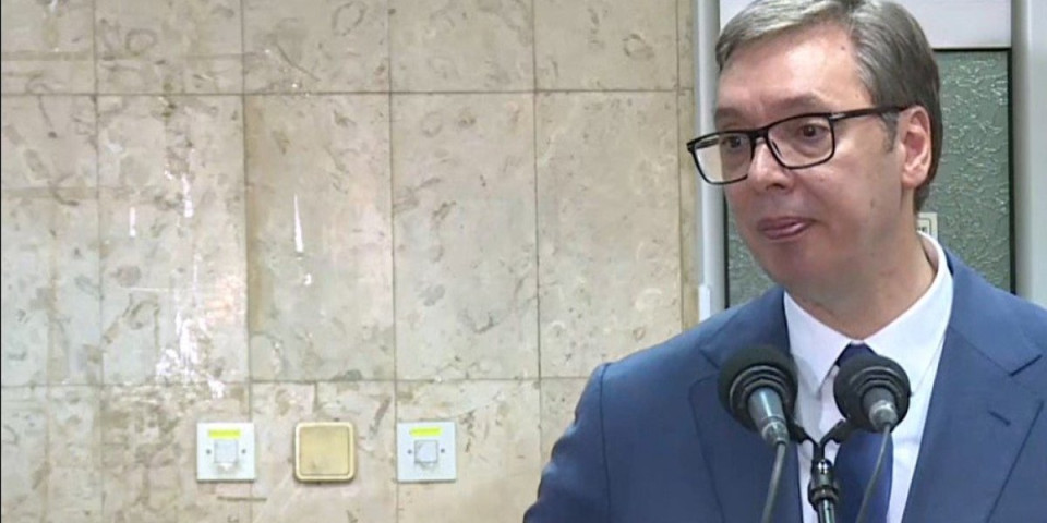 Vučić čestitao Ficu: Uveren sam u jačanje partnerstva sa Srbijom!