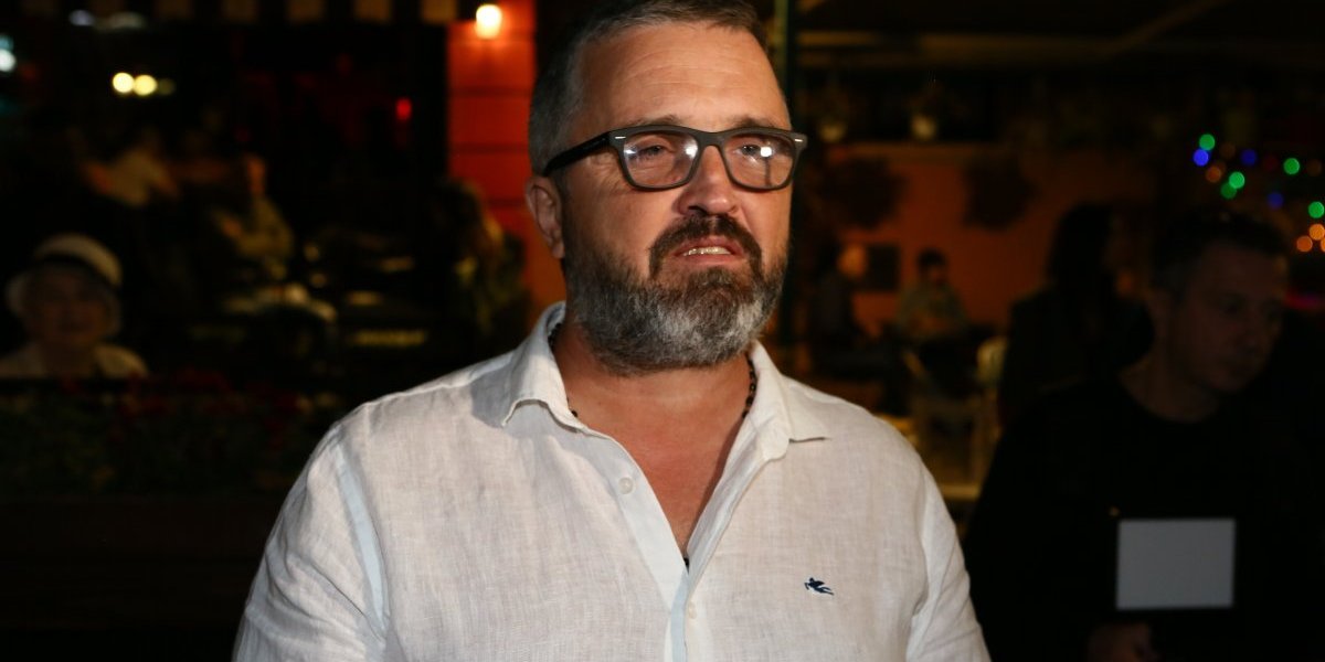 Dragan J. Vučićević