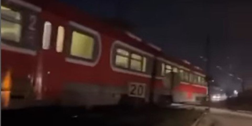 Sudar vozova u tunelu kod stanice Vukov spomenik! U nesreći povređeni mašinovođa i kondukterka