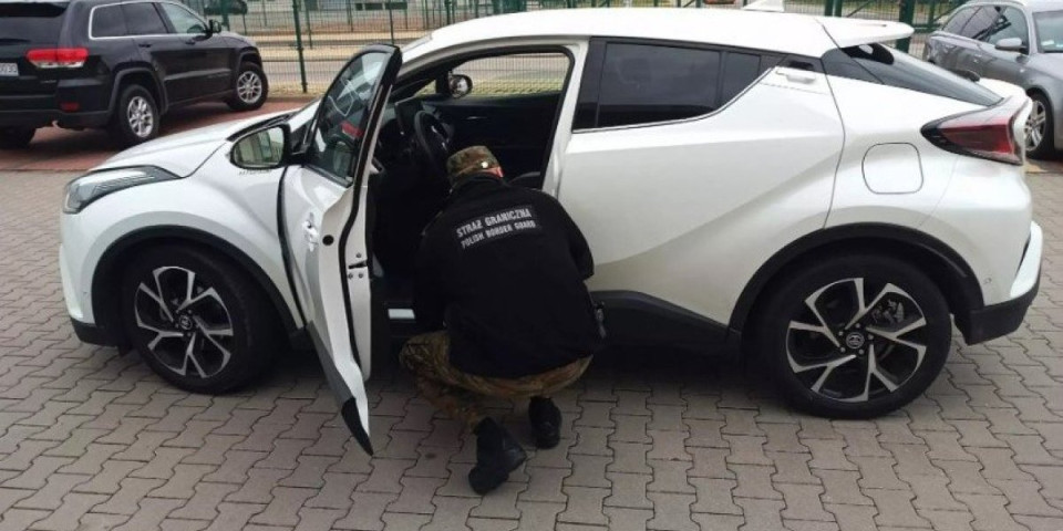 Udarac automafiji! Međunarodna akcija u kojoj je učestvovala i srpska policija, pronađeno 505 ukradenih automobila (FOTO)