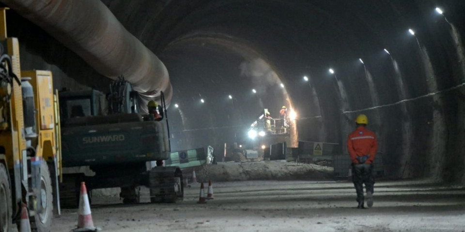 U jeku gradnja koridora sa najdužim tunelom u Srbiji: Put od Beograda do Novog Sada skratiće za 20 kilometara