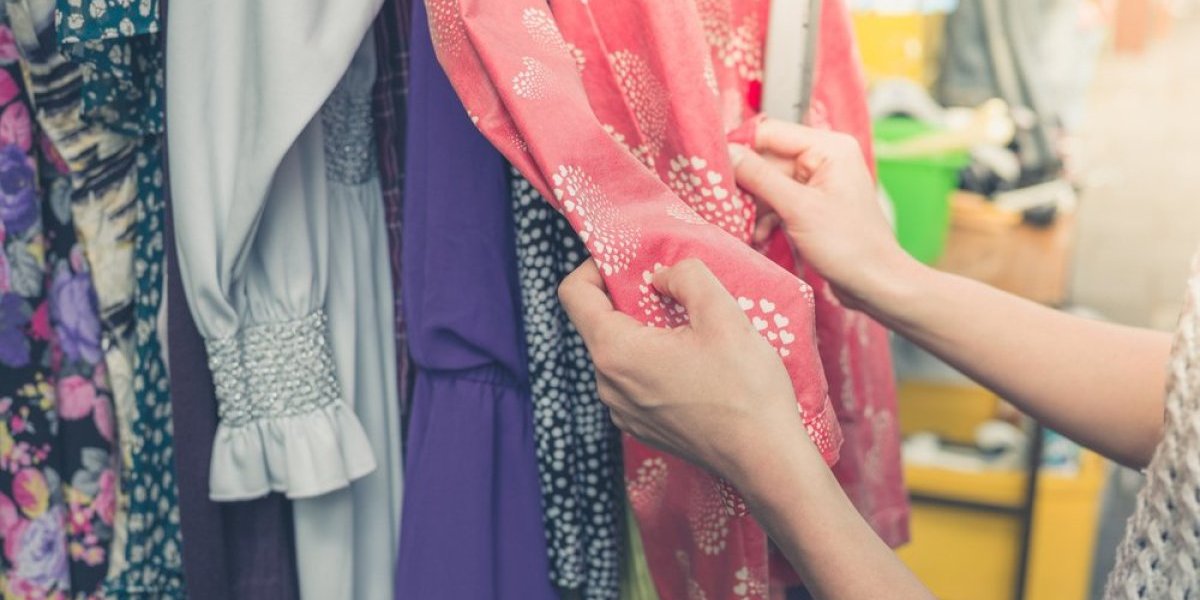 Tkanine koje hlade: Šta obući kad živa skače - stručnjaci otkrivaju zašto se neka odeća "lepi" po vrućini